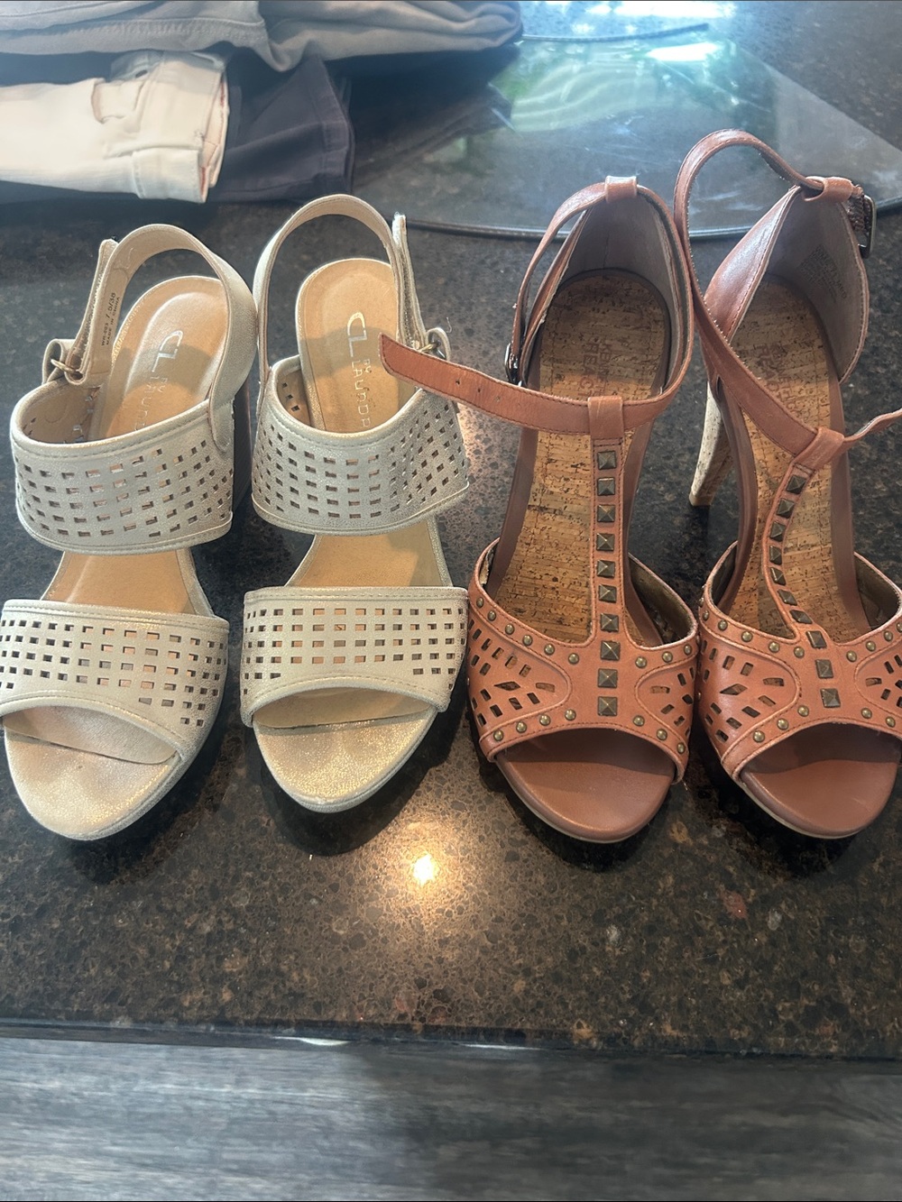 Reaction Kenneth Cole Two-Pair Heeled Sandals in White/Cream and Brown/Tan